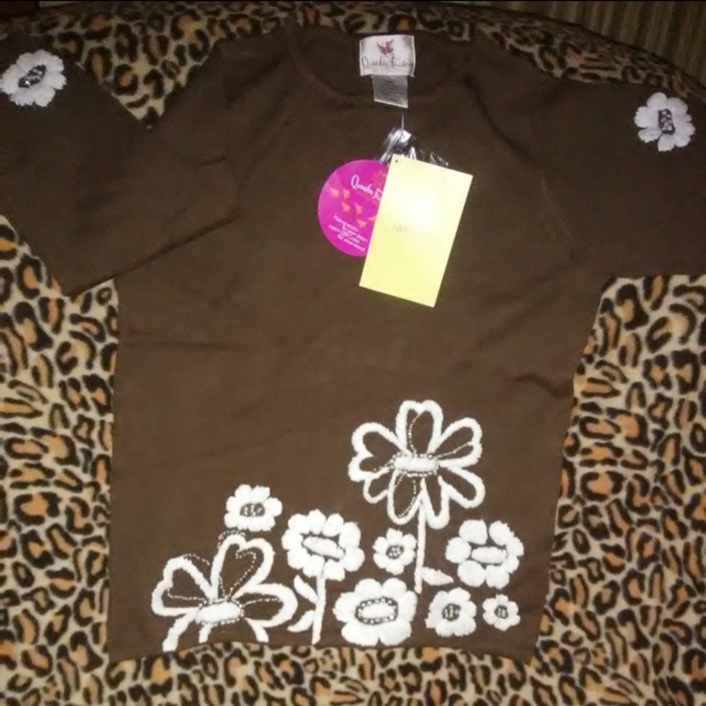 Long sleeve embroidered blouse
